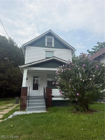 61 Saint Louis Avenue, Youngstown, OH 44507