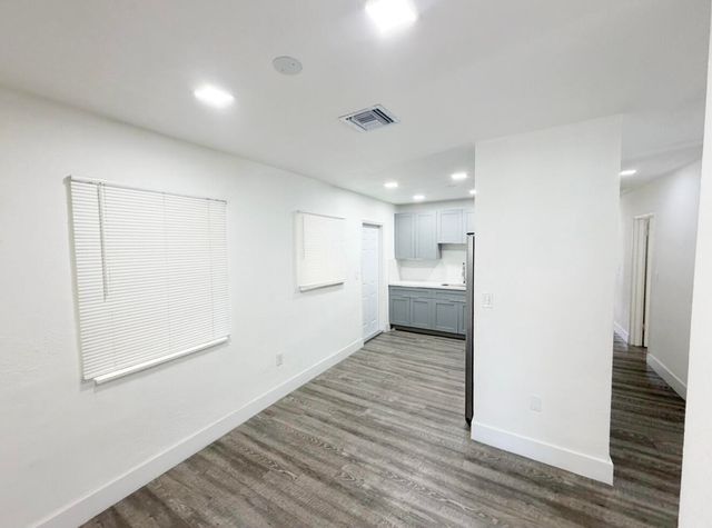 1135 NW 127th Street, North Miami, FL 33168