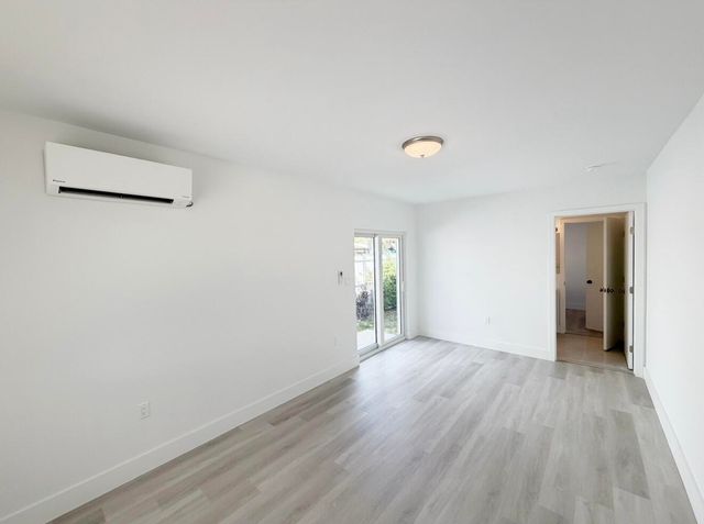 1135 NW 127th Street, North Miami, FL 33168