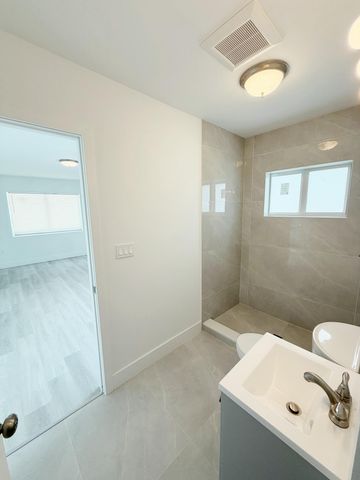 1135 NW 127th Street, North Miami, FL 33168