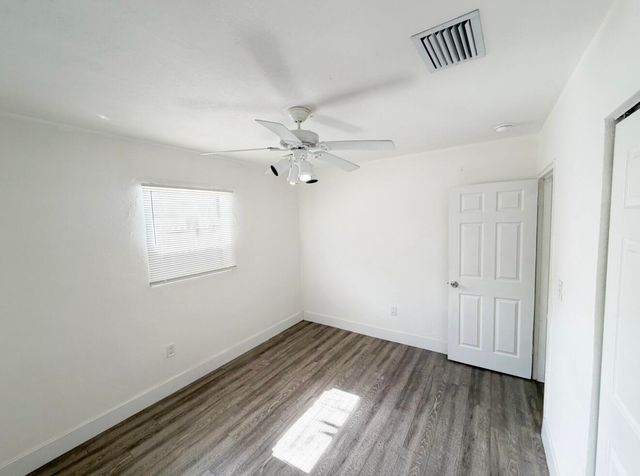 1135 NW 127th Street, North Miami, FL 33168