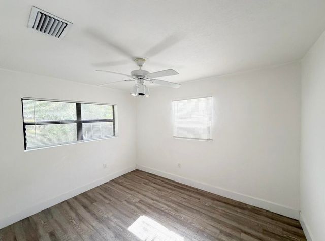 1135 NW 127th Street, North Miami, FL 33168
