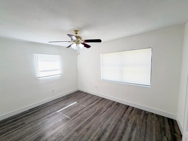 1135 NW 127th Street, North Miami, FL 33168