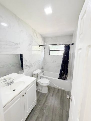 1135 NW 127th Street, North Miami, FL 33168