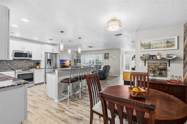 6801 15TH STREET S, St Petersburg, FL 33705