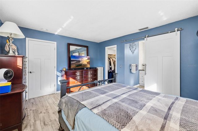 6801 15TH STREET S, St Petersburg, FL 33705