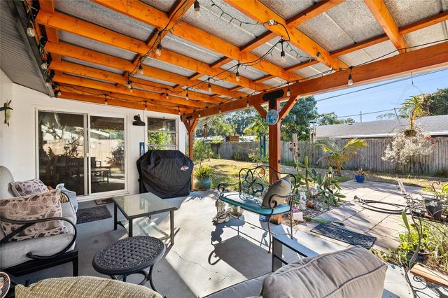 6801 15TH STREET S, St Petersburg, FL 33705