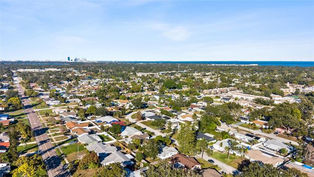 6801 15TH STREET S, St Petersburg, FL 33705