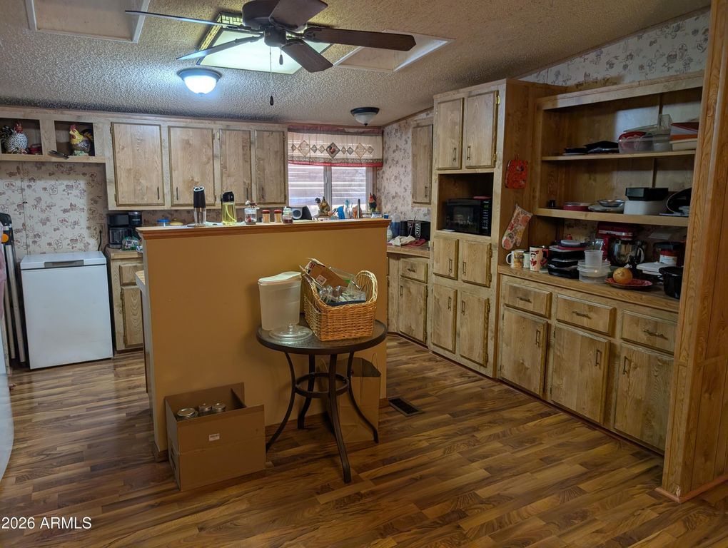 2900 W SUPERSTITION Boulevard 7, Apache Junction, AZ 85120 — photo 3