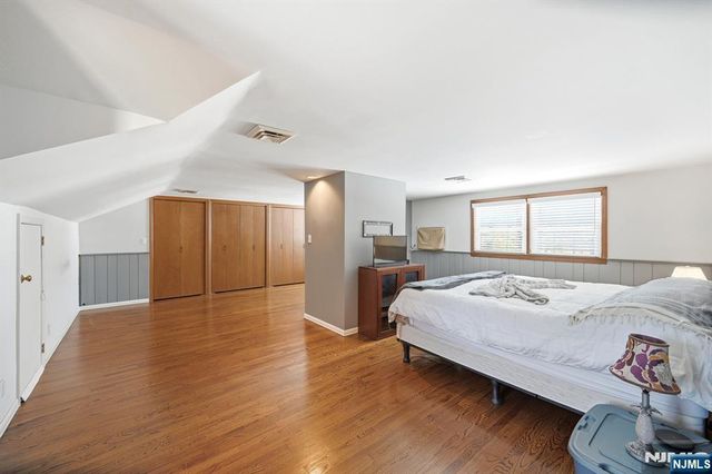 17 Pascack Road, Park Ridge, NJ 07656