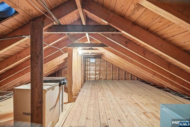 17 Pascack Road, Park Ridge, NJ 07656