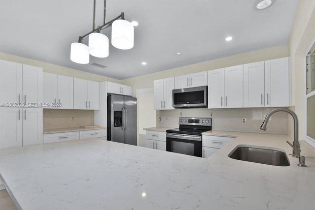 2480 Windsor Road, Palm Beach Gardens, FL 33410