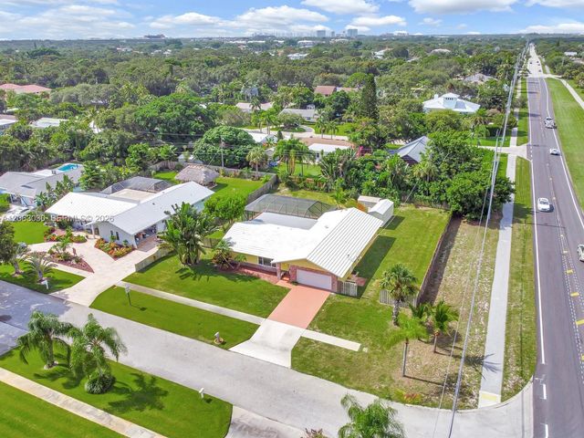 2480 Windsor Road, Palm Beach Gardens, FL 33410