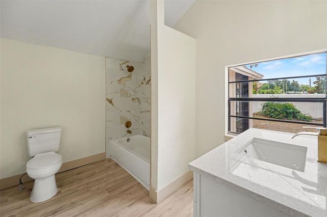 2850 59TH AVENUE N, St Petersburg, FL 33714
