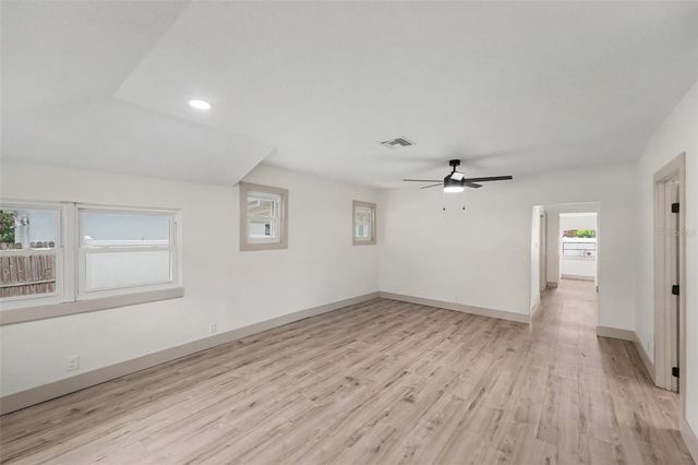 2850 59TH AVENUE N, St Petersburg, FL 33714