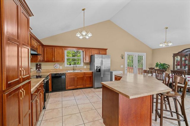 828 Nelson Kile Road NE, Dalton, GA 30721