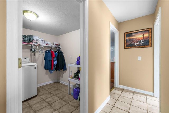 828 Nelson Kile Road NE, Dalton, GA 30721