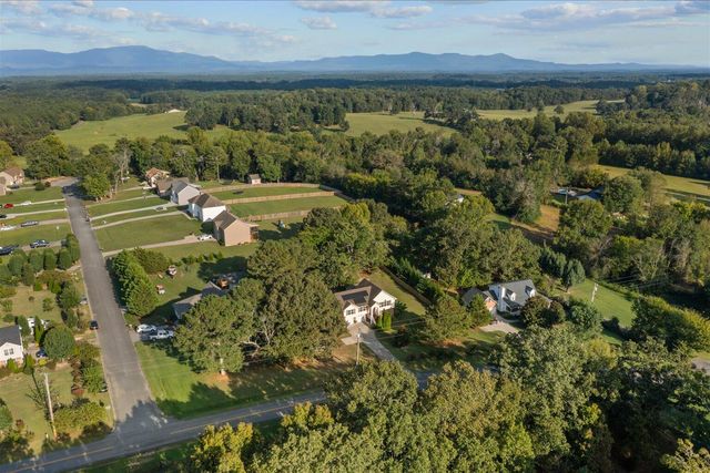 828 Nelson Kile Road NE, Dalton, GA 30721