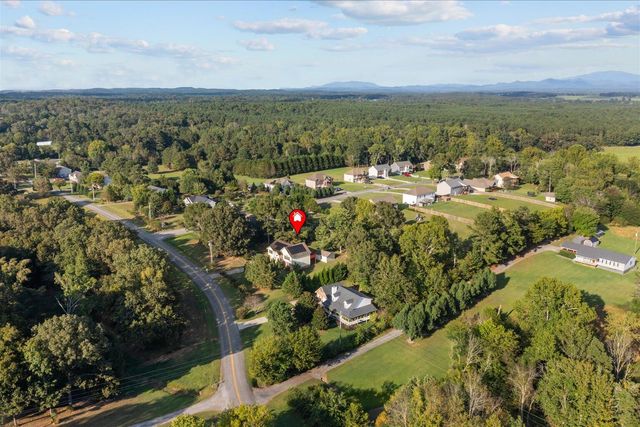 828 Nelson Kile Road NE, Dalton, GA 30721