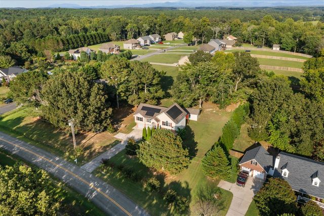 828 Nelson Kile Road NE, Dalton, GA 30721