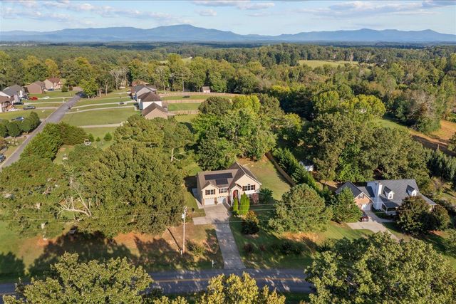 828 Nelson Kile Road NE, Dalton, GA 30721