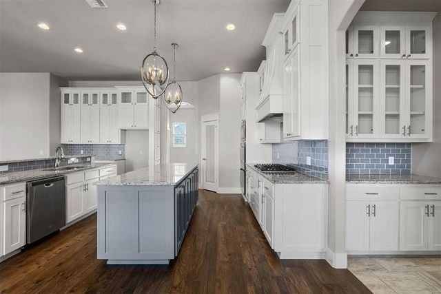 9117 SW 32nd Street, Oklahoma City, OK 73179