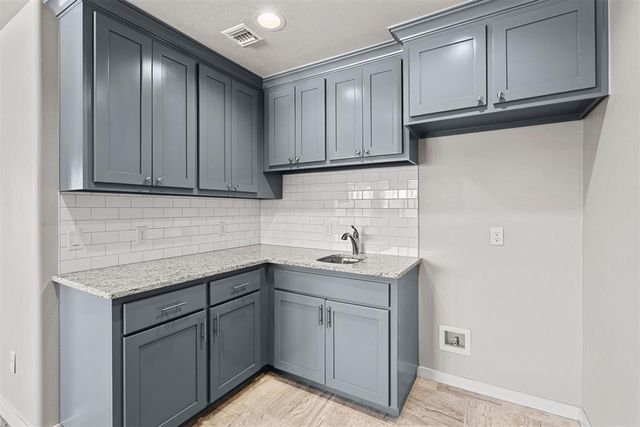 9117 SW 32nd Street, Oklahoma City, OK 73179