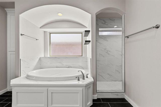 9117 SW 32nd Street, Oklahoma City, OK 73179