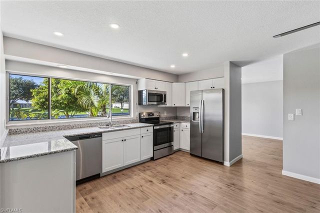 1010 NE 3rd ST, Cape Coral, FL 33909