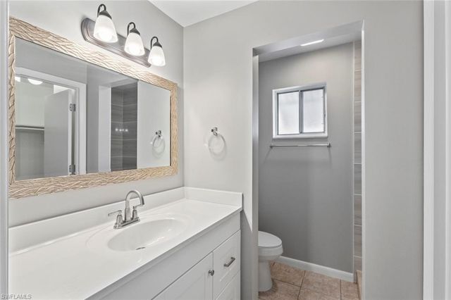 1010 NE 3rd ST, Cape Coral, FL 33909