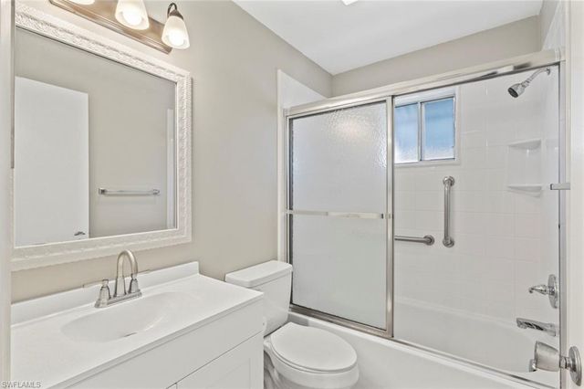 1010 NE 3rd ST, Cape Coral, FL 33909