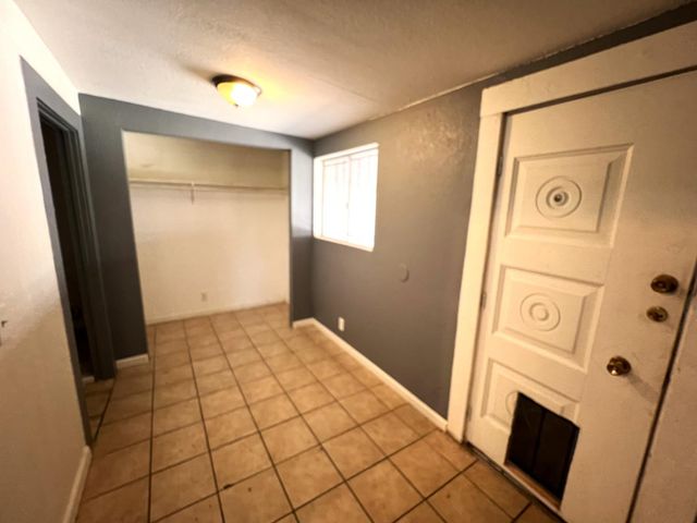 3223 E Madison Avenue, Fresno, CA 93702