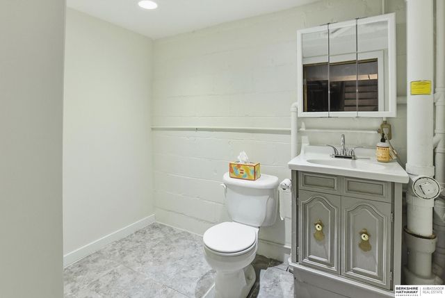 3925 Castelar Street, Omaha, NE 68105