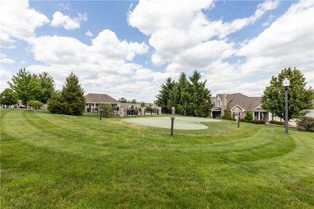 2009 Deacon Dr 4, Unity Twp, PA 15650