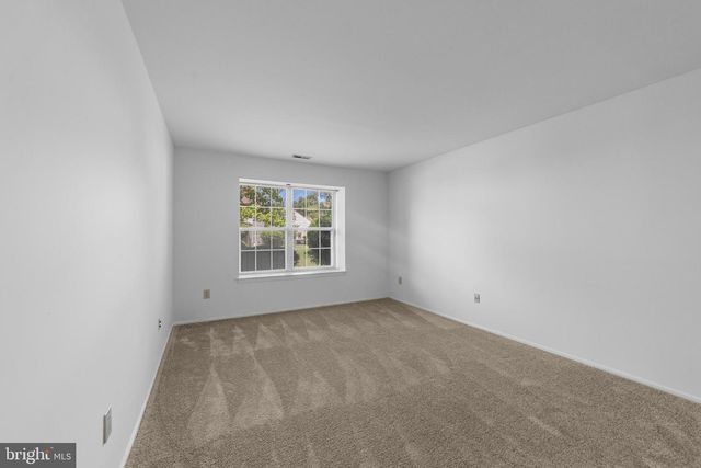 4203-A BURRY PORT WAY, Mount Laurel, NJ 08054