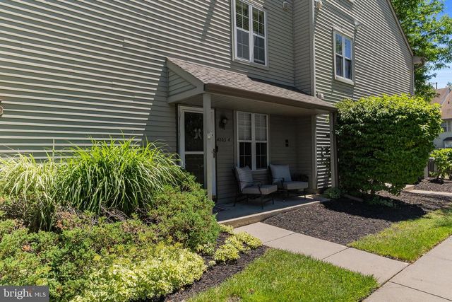 4203-A BURRY PORT WAY, Mount Laurel, NJ 08054