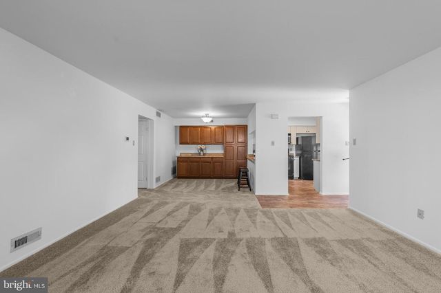 4203-A BURRY PORT WAY, Mount Laurel, NJ 08054