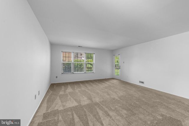 4203-A BURRY PORT WAY, Mount Laurel, NJ 08054