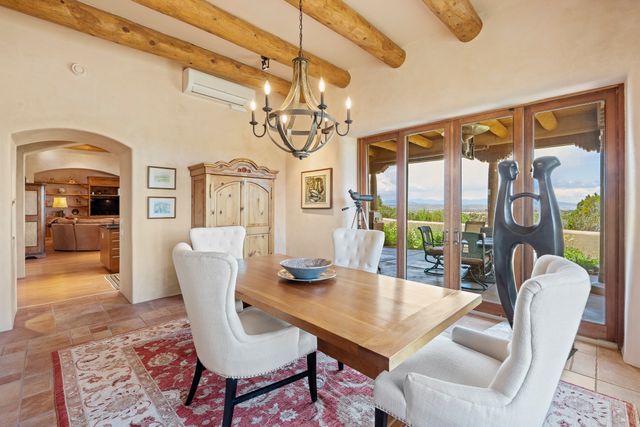 81 Calle Ventoso W, Santa Fe, NM 87506