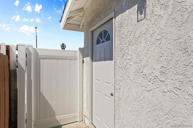 11153 Acaso, San Diego, CA 92126