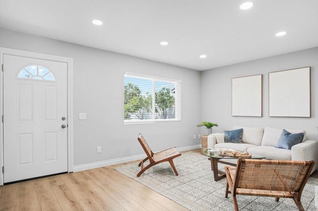 11153 Acaso, San Diego, CA 92126