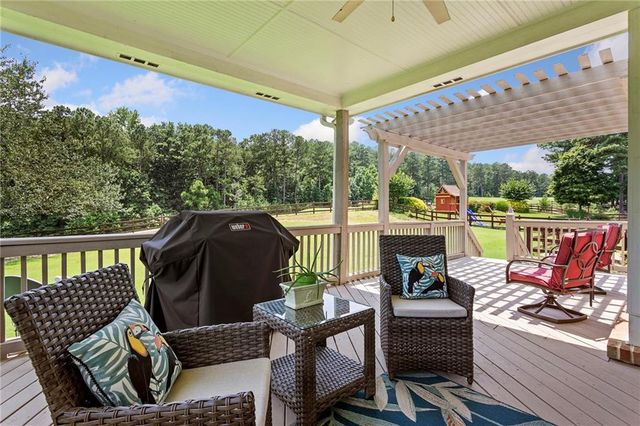 388 Golf Crest Drive, Acworth, GA 30101