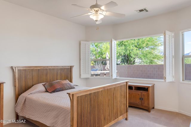 909 W Leatherleaf Drive, Tucson, AZ 85755