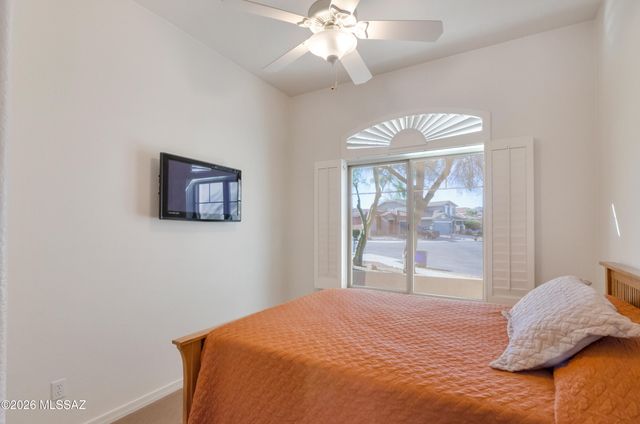 909 W Leatherleaf Drive, Tucson, AZ 85755