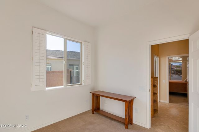 909 W Leatherleaf Drive, Tucson, AZ 85755