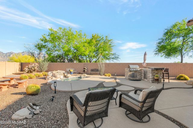 909 W Leatherleaf Drive, Tucson, AZ 85755