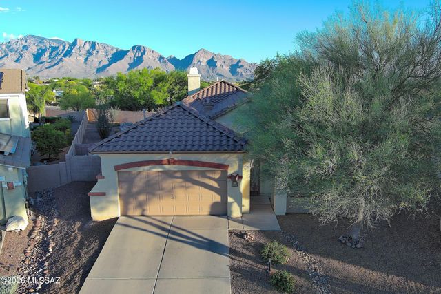 909 W Leatherleaf Drive, Tucson, AZ 85755