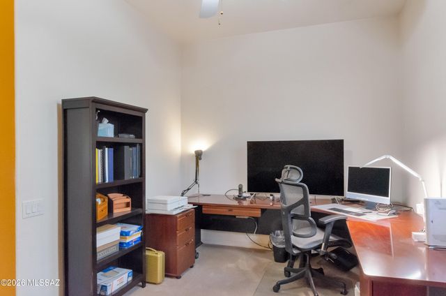 909 W Leatherleaf Drive, Tucson, AZ 85755