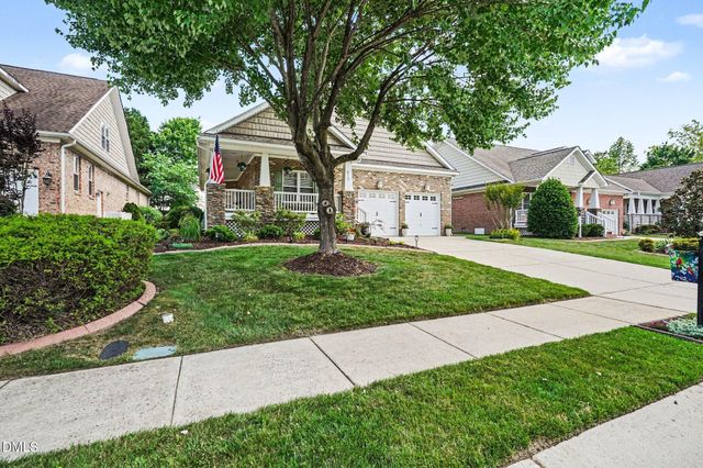 812 Canyoncreek Lane, Fuquay Varina, NC 27526