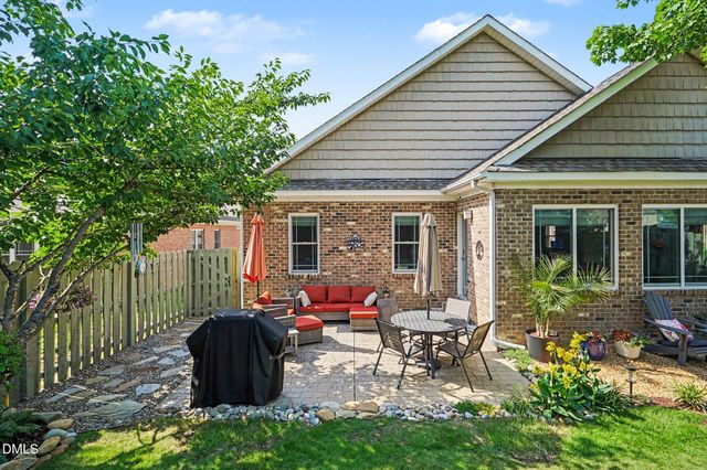 812 Canyoncreek Lane, Fuquay Varina, NC 27526
